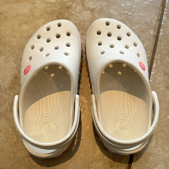 White Crocks size 3 - Picture 3 of 8